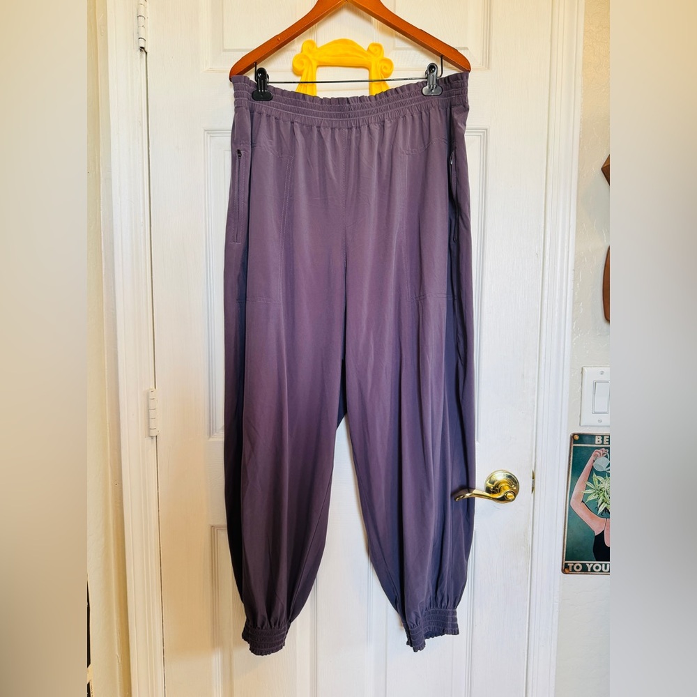Athleta Harem Joggers in Dusty Purple